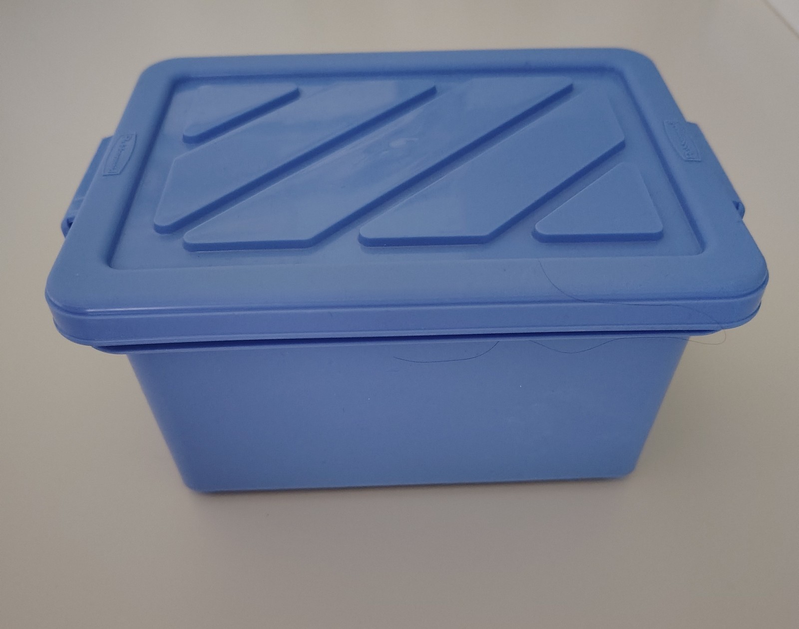 Vintage Rubbermaid Keepers Latch Storage Box #0559 & 0660 Blue Desktop ~ RARE