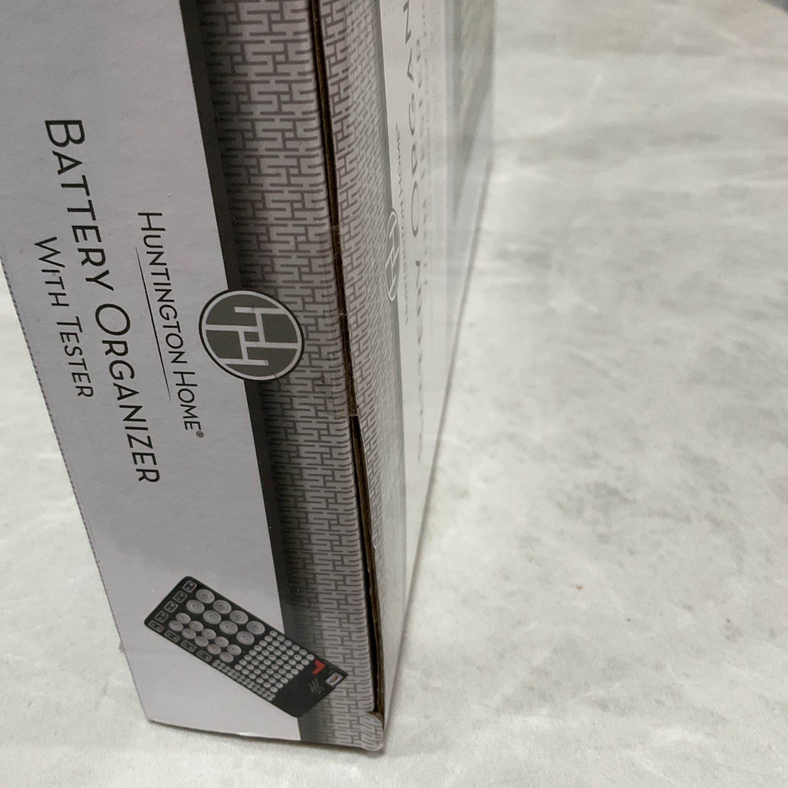 Huntington Home Battery Organizer With Tester Holds 98 Batteries NEW IN BOX