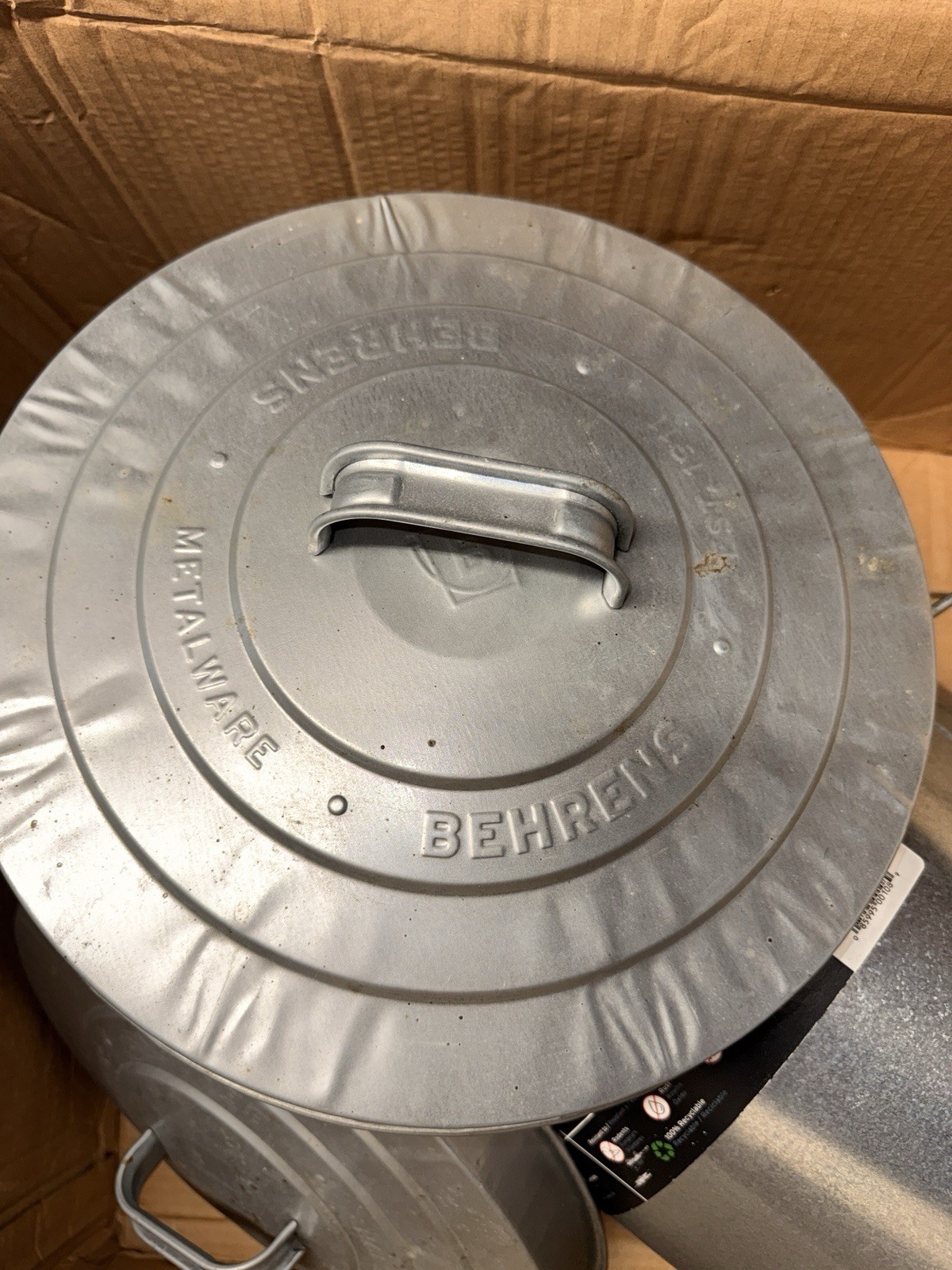 2 Behrens 6 Gallon Galvanized Locking Lid Cans Metal Storage Buckets Used