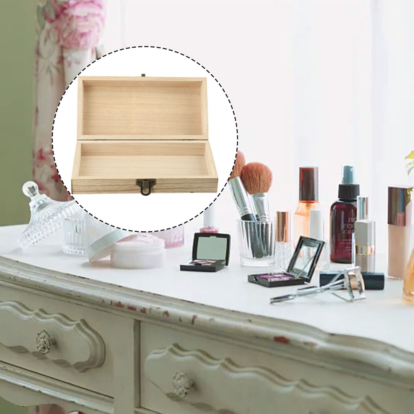 Design Wood Storage Box With Clamshell Opening and Metal Buckle