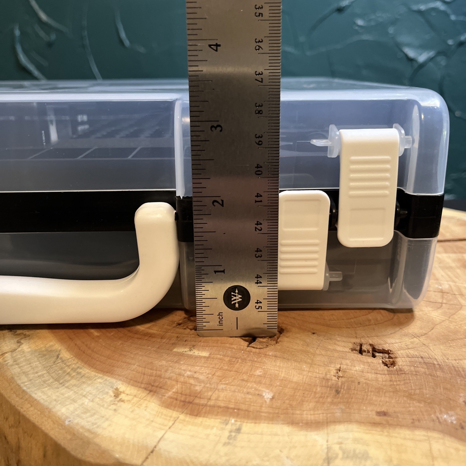 Double Sided Plastic Battery Storage Box With Battery Tester.