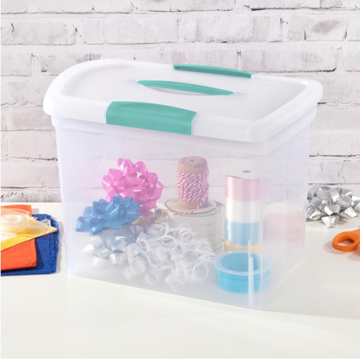 18768606 Large Nesting Showoffs Clear Base & Lid W/ Colored Handle & Latches
