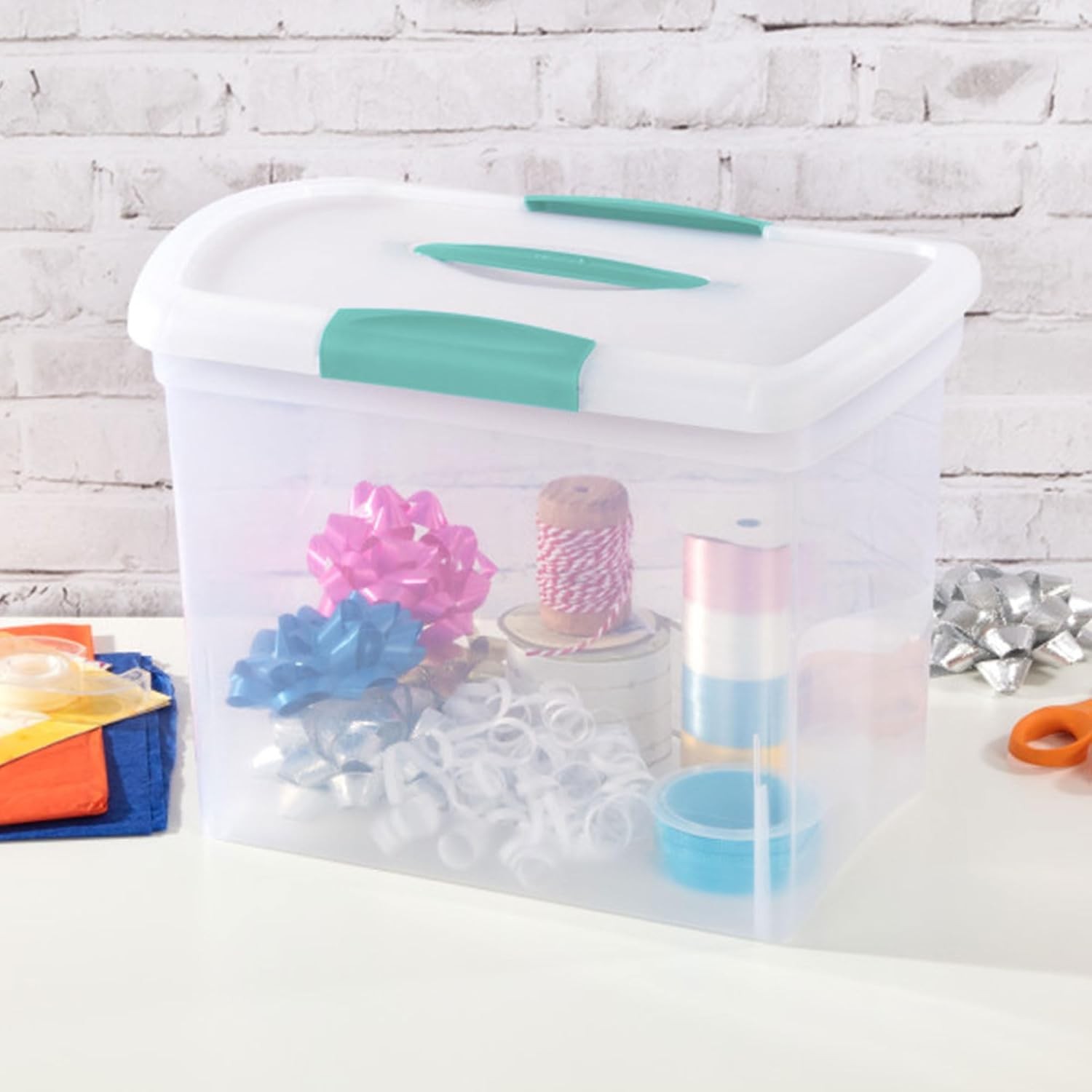 18768606 Large Nesting Showoffs Clear Base & Lid W/ Colored Handle & Latches