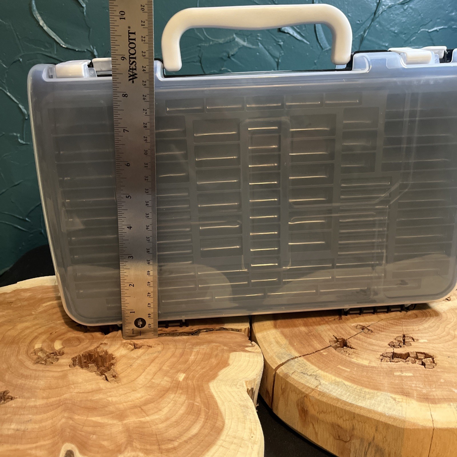 Double Sided Plastic Battery Storage Box With Battery Tester.