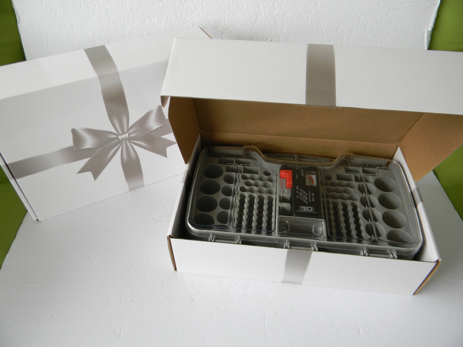 NEW W/ GIFT BOX SET OF 2 180 Deluxe Battery Organizer w/ Tester GRAY