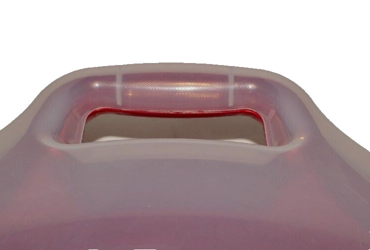 24&Prime; Sterilite Plastic Storage Container for Holiday Wreath