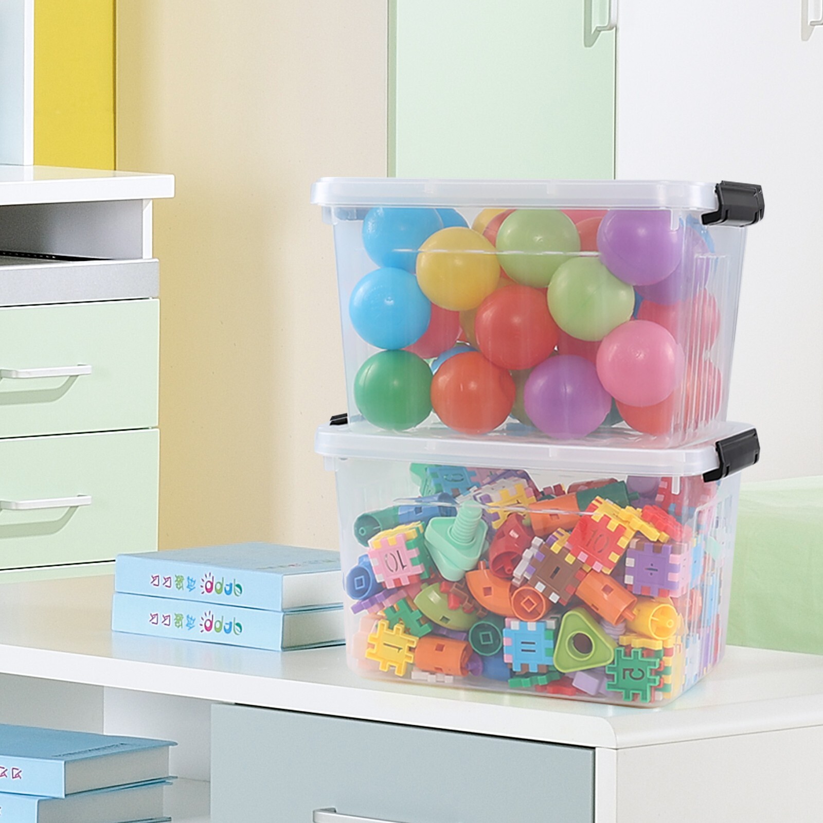 Cand 12 Quart Plastic Storage Latching Box w/ Handle, Clear Storage Bin 4 Packs