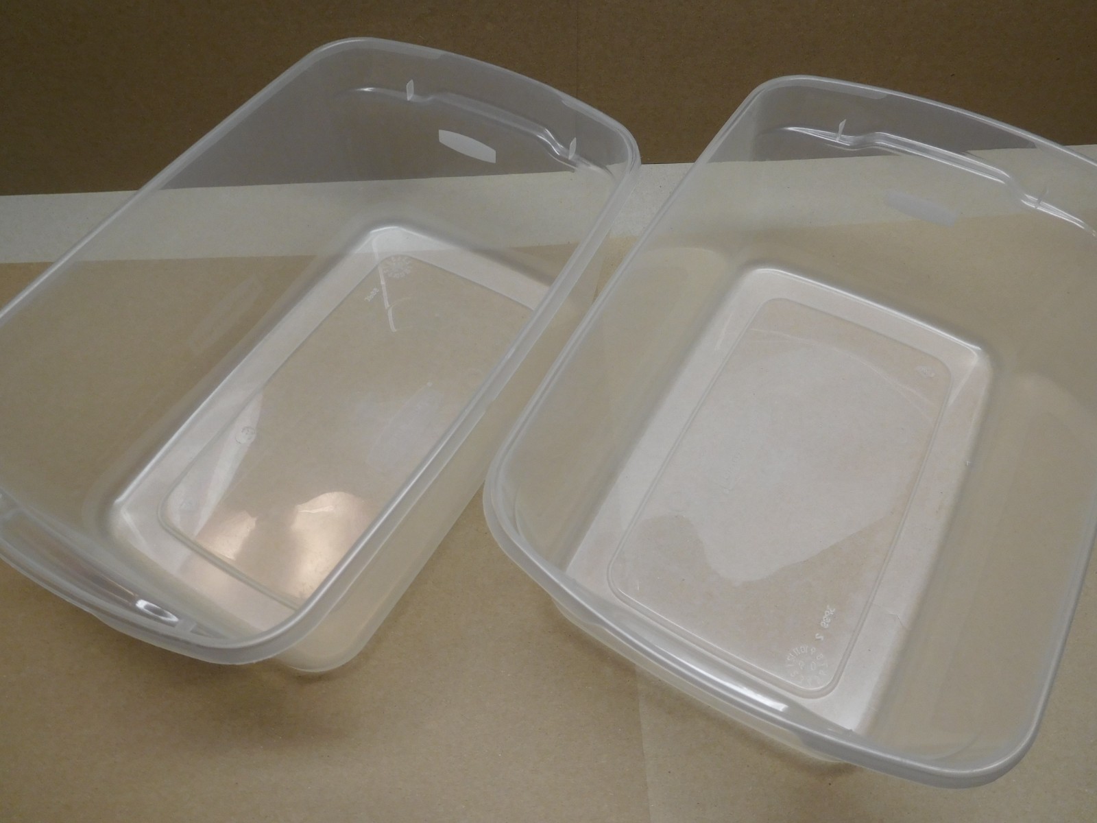 (Lot of 2) Rubbermaid Clever Store 6.5 Qt Rectangular Storage Containers — 2008