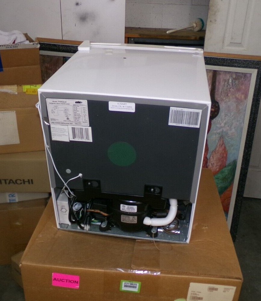 Summit FFAR22LW Compact All-Refrigerator 20.5&Prime; H x 17.38&Prime; W x 19.0&Prime; D New