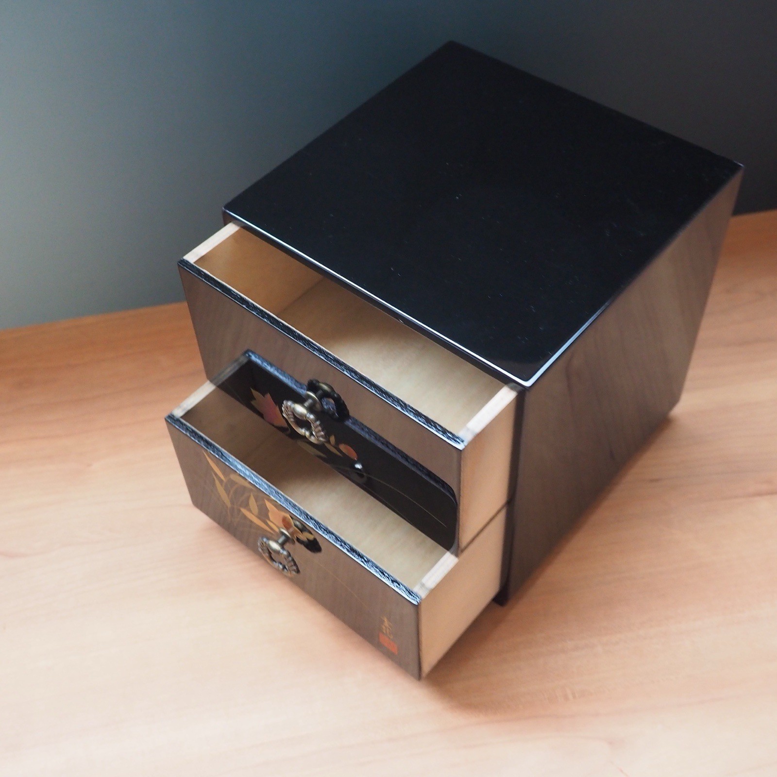 Japanese Shikkou Lacquer Mini Chest Tansu Drawer Gold Flower Floral Jewelry Case